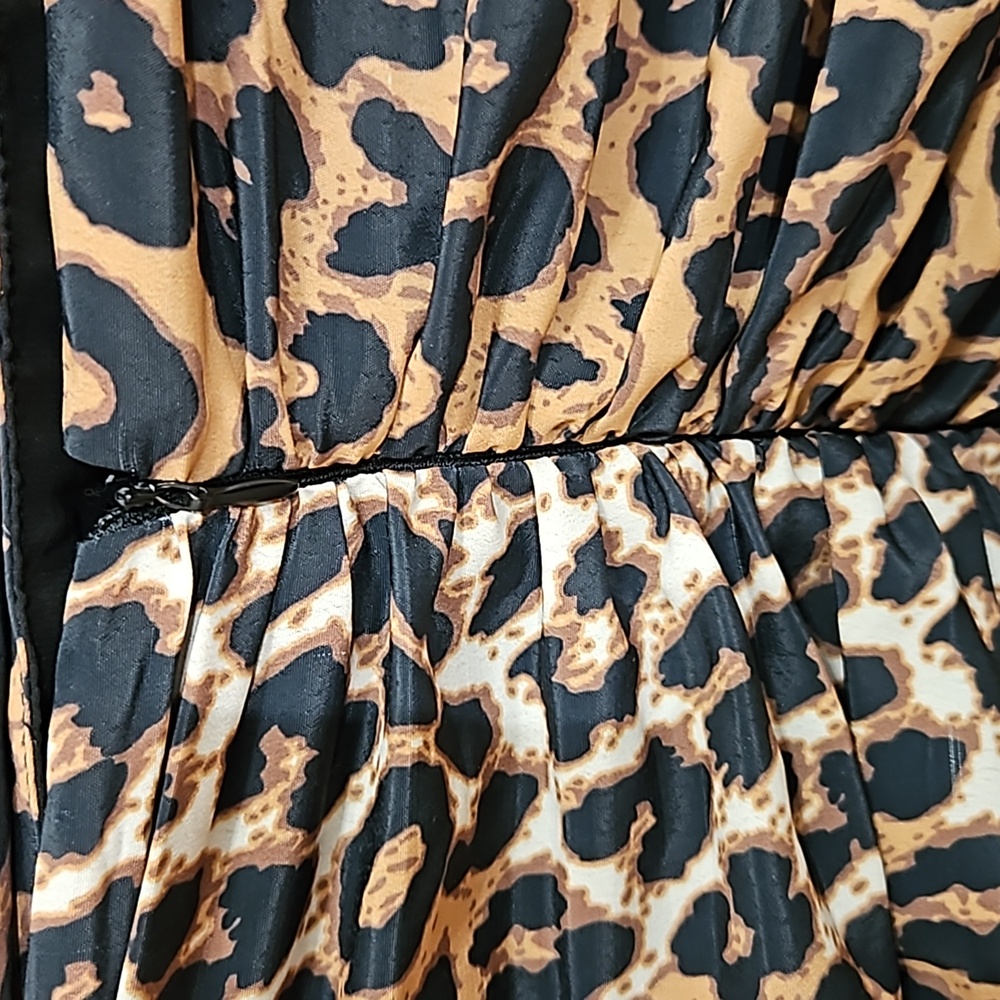 Ruched & Ruffle Leopard Print Mini Skirt - Picture 5 of 7